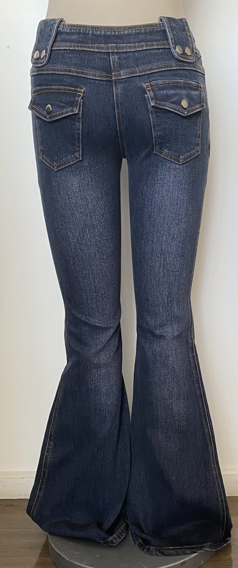 FP3008-FLARE DENIM WITH 2 ZIPS POCKETS - Image 2