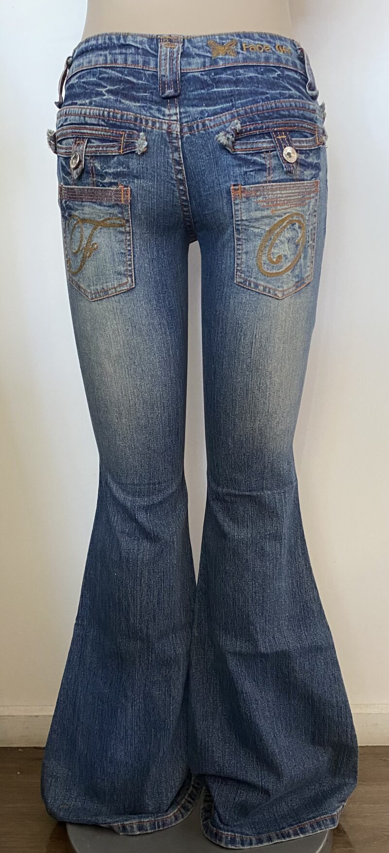 FP7868-FO EMBROIRY FLARE DENIM - Image 2